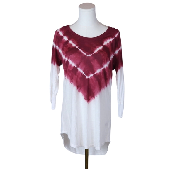 XCVI Tops - XCVI Tie-Dye Tunic Shirt Burgundy White Boho 3/4 Sleeve Rayon Viscose Top S